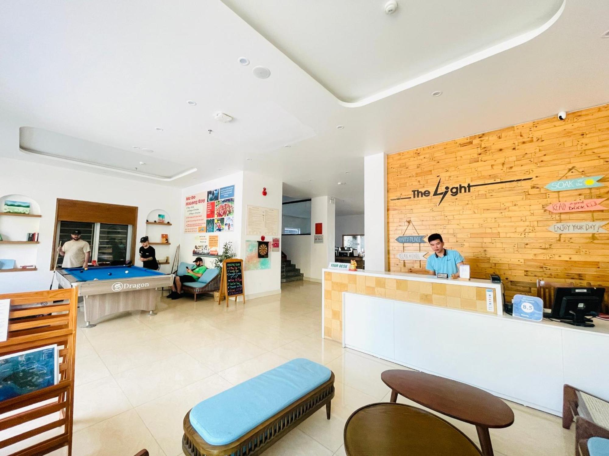 The Light Hostel Ha Long Buitenkant foto